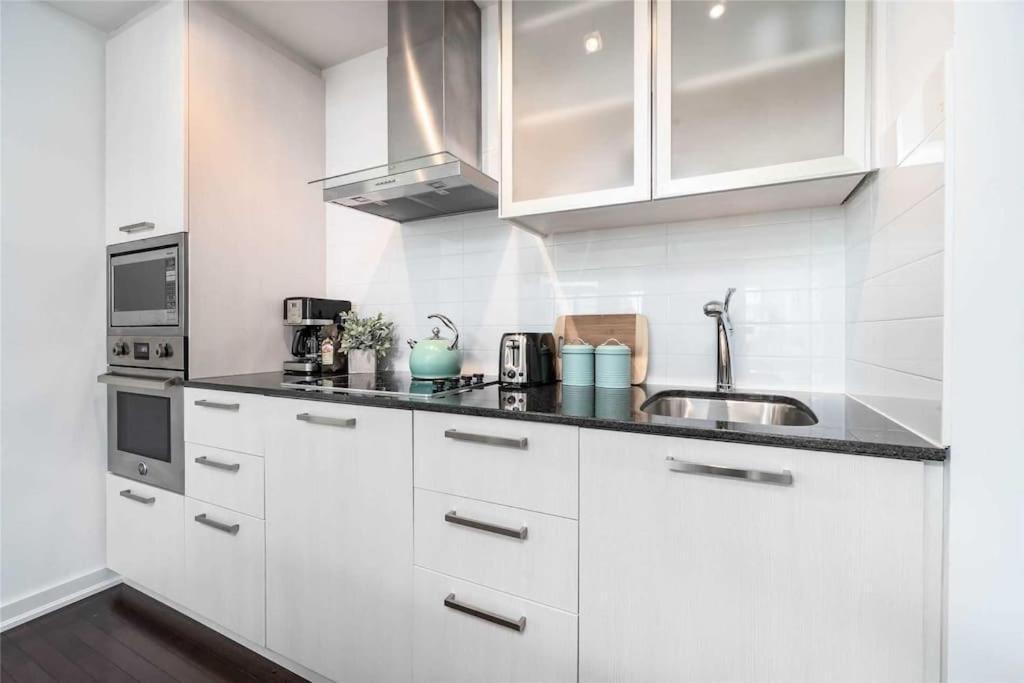 New Superior Lakeview Luxury 3-Bedroom Suite On 48 Floor 多伦多 外观 照片
